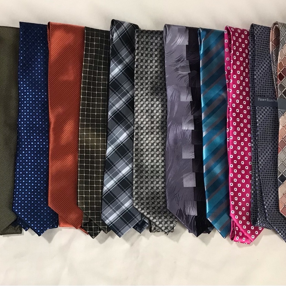 Brand new tie some with tag some without tag
